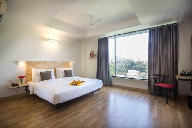 Hotel O Ocean Plaza New Delhi Buitenkant foto
